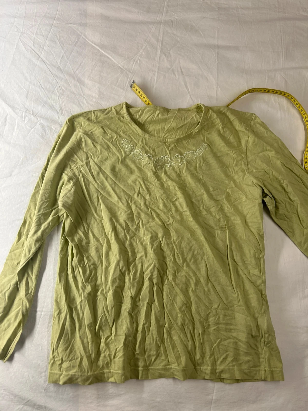 Pull à ras de cou vert pomme